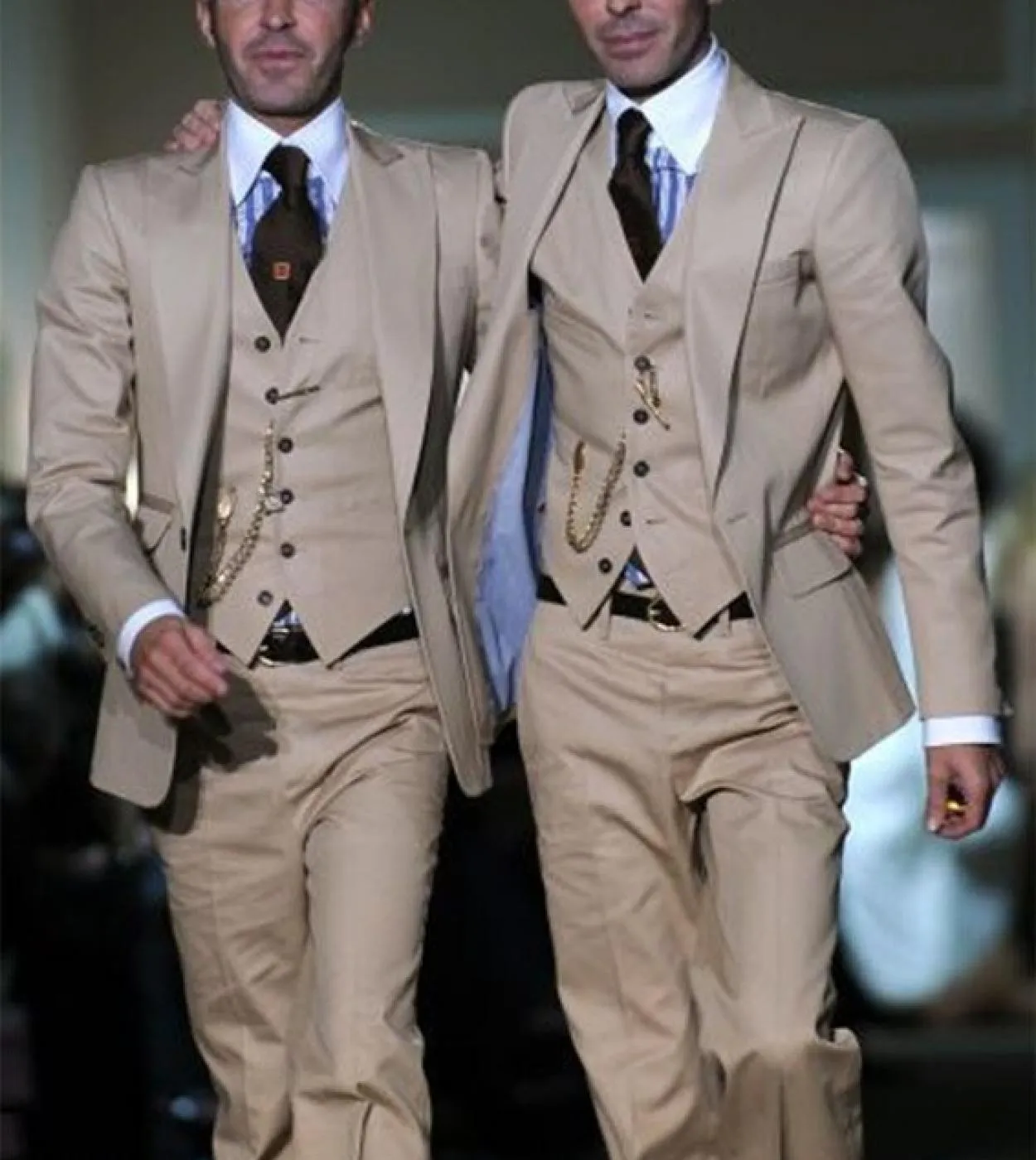 New Arrival Custom Mens West Slim Fit Groom Dress Ball Fashion Trends Latest 3 Pieces Mens Suits Wedding Jacket Pants V