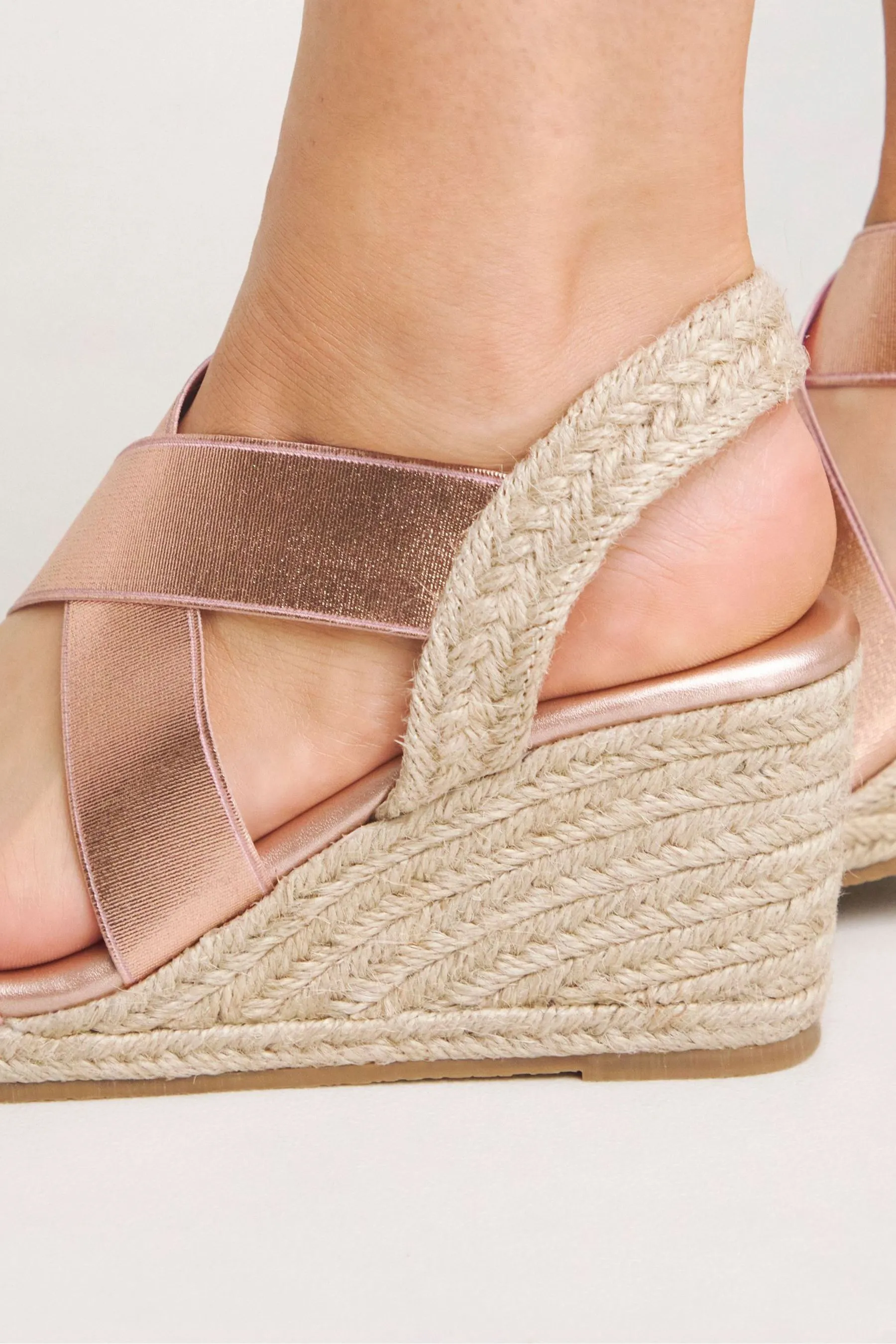 Simply Be - Sandali espadrilles con Vestibilità ampia elastico e zeppa con incrocio